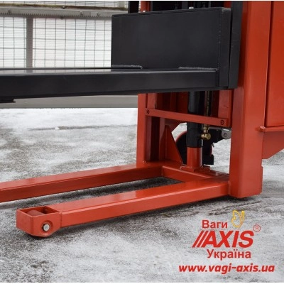 Штабелери напівелектричні з вагами 4BDU1500ШН-П Практична