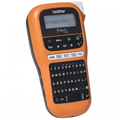 Принтер этикеток Brother PT-E110VP в кейсі з додатковими витратними матеріалами (PTE110VPR1BUND)