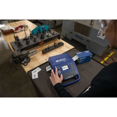 Принтер етикеток Brady M710 CYRILLIC Wifi, Bluetooth + ПЗ PWID