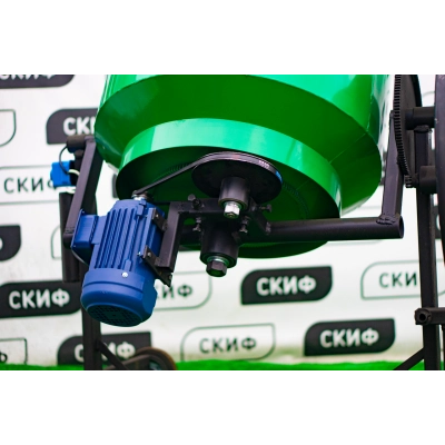 Бетонозмішувач Скіф БСМ-200 з редуктором перевороту